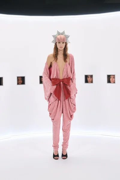 Look 42